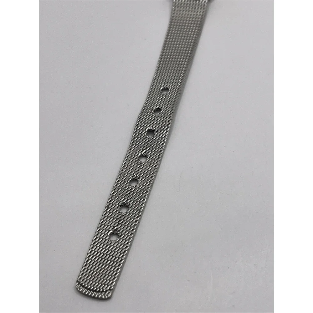 Vintage Consort Women's Watch‎ Silver 23mm Dial Mesh Metal Band- New Battery